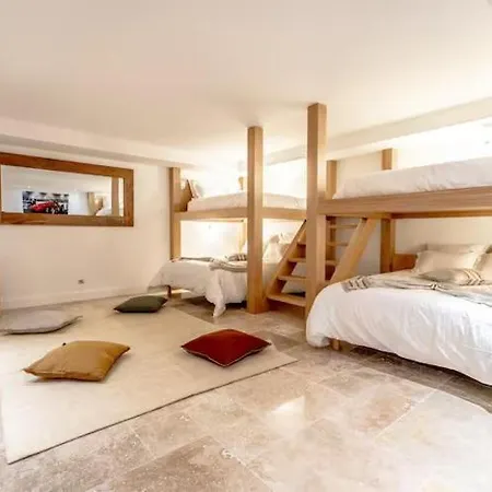 Aragon, Center And Beaches Villa
